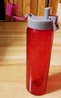 Butelka plastikowa czerwona z ustnikiem, 0,7 L