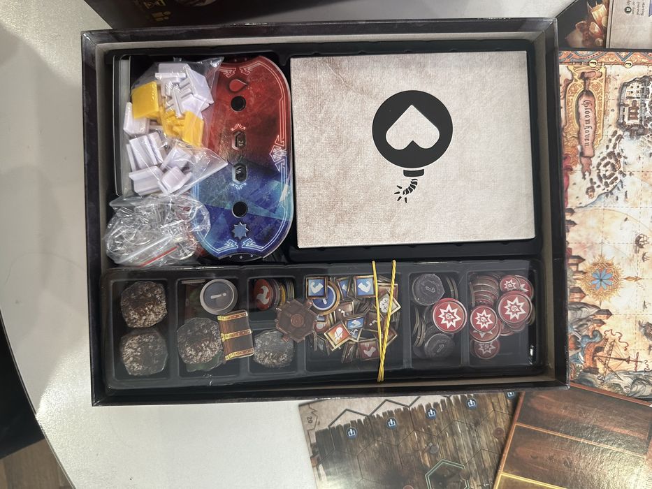 Настільна гра Темна Гавань: Щелепи Лева, Gloomhaven Jaws of the Lion