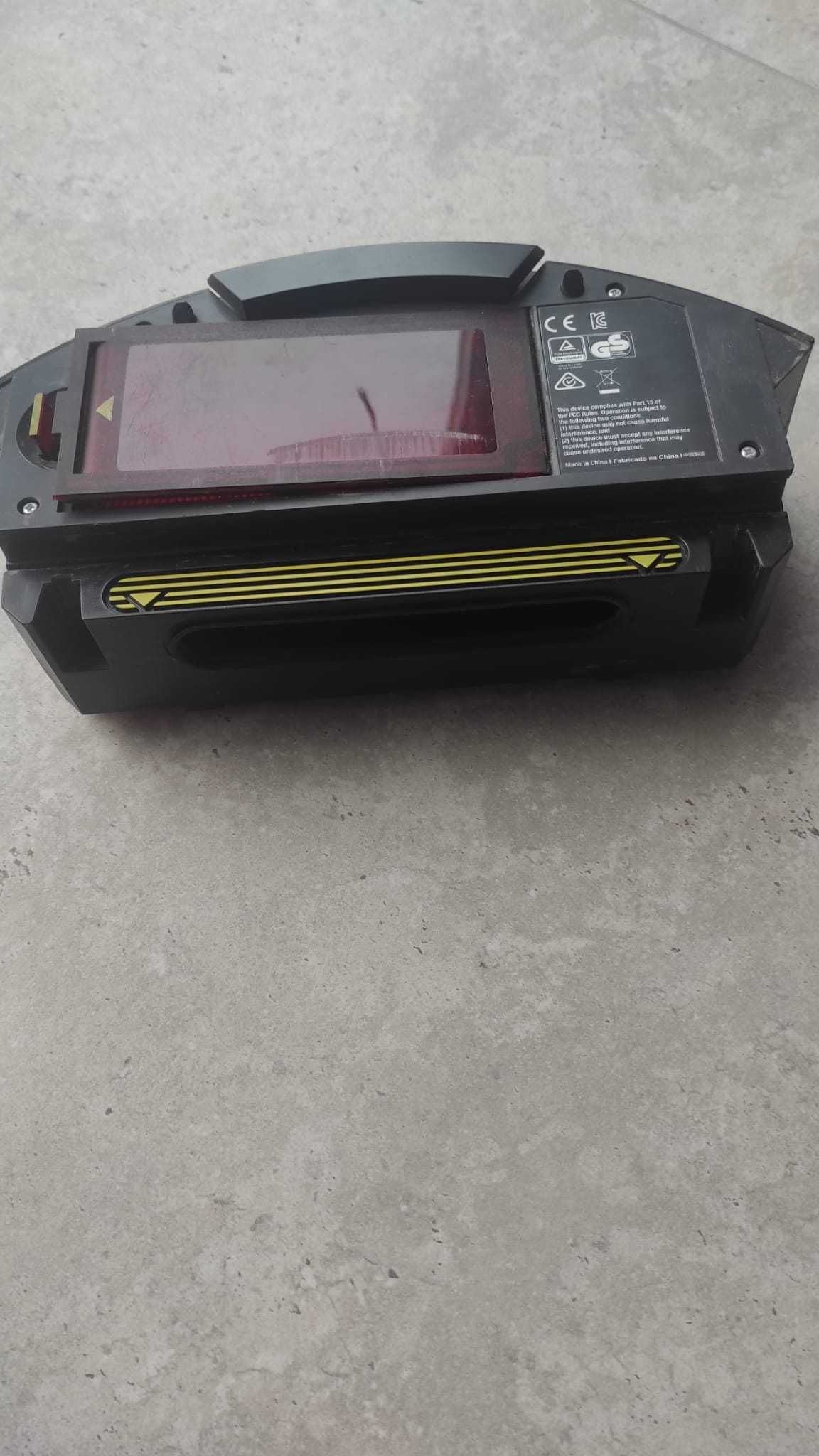 Pojemnik na brud AeroForce do iRobot Roomba 876