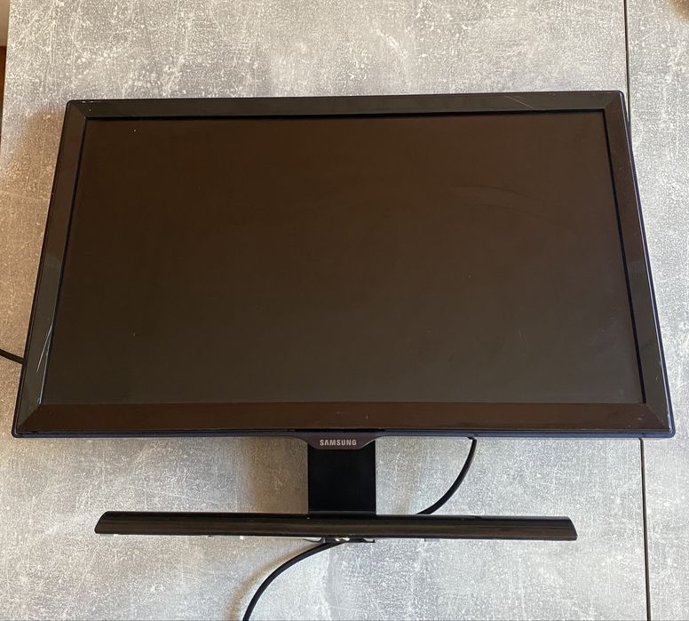 Монитор Samsung 22" 1920х1080 LS22E390HSO