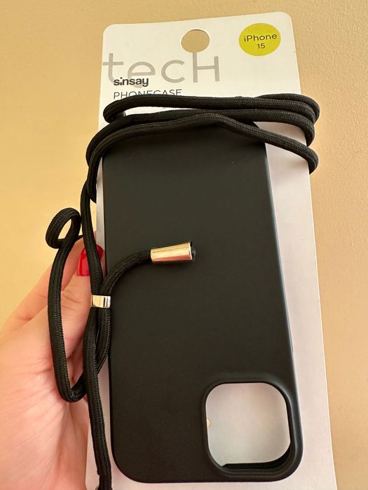 Чехол на iPhone 15