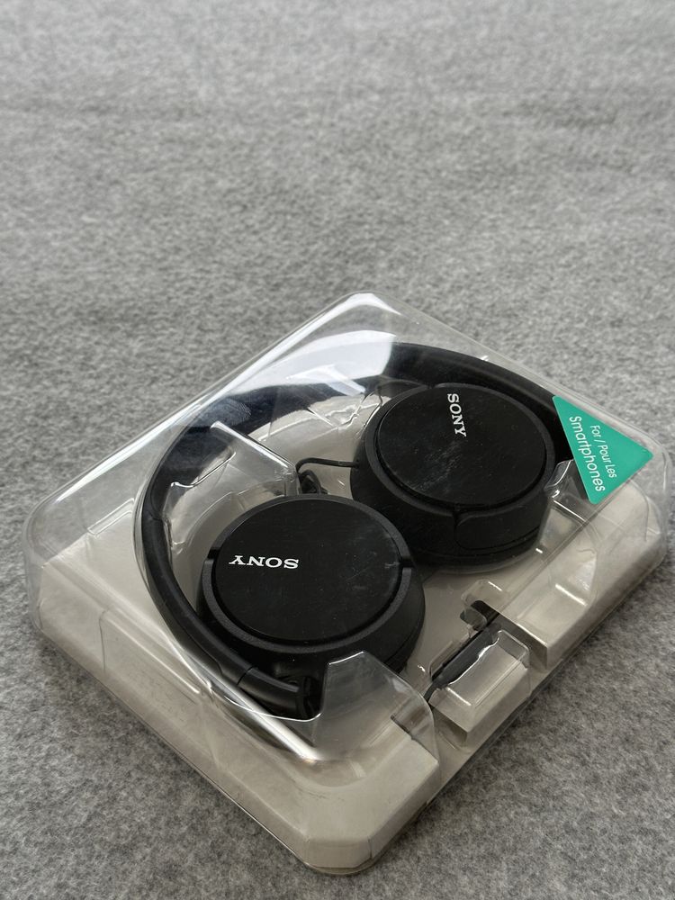 Nowe Słuchawki nauszne Sony MDR-ZX110AP