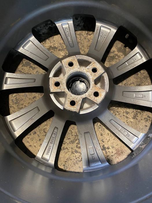 Нокіан 255/50R20 зима  комплект диски з резиною титани 5*112 nokian