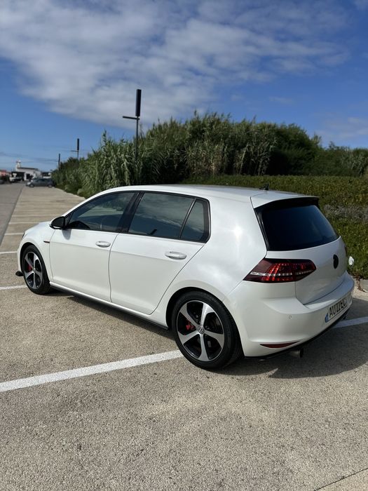 VW Golf GTI VII Performance DSG (230cv)