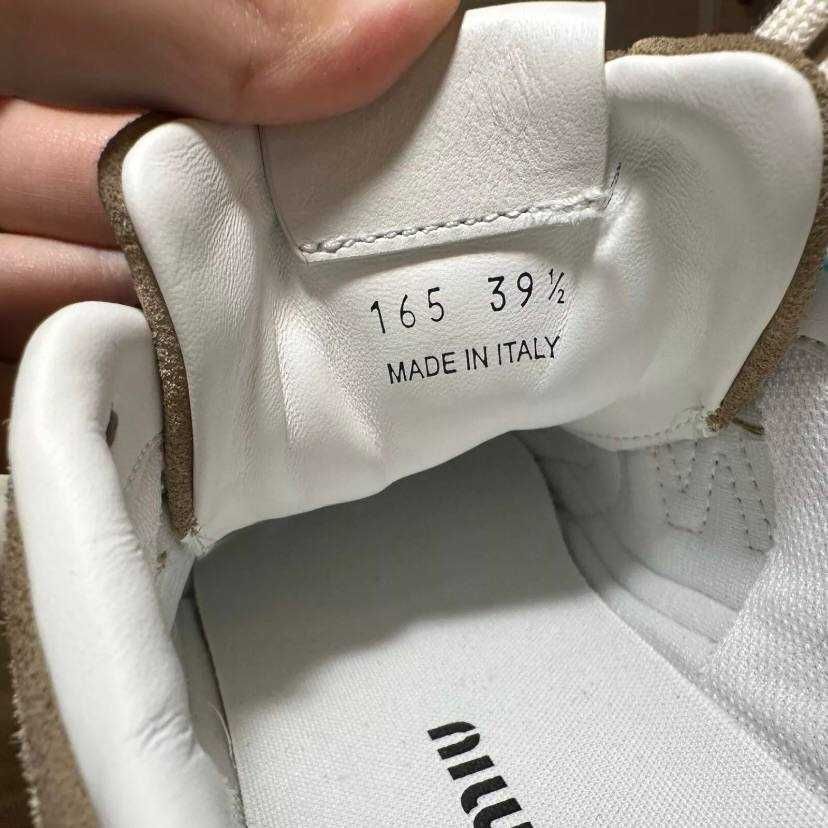 New Balance X Miu Miu 530 SL Bleached Leather