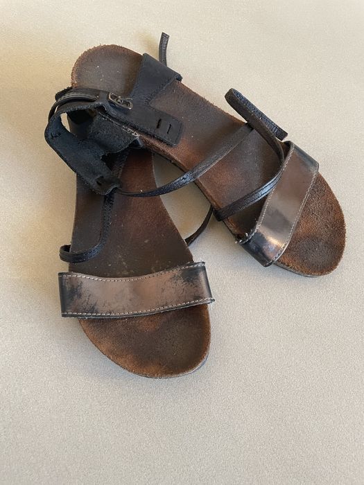 skórzane sanadałki Gino Rossi rozmiar 39