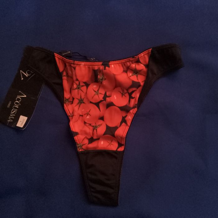 Нова жіноча білизна