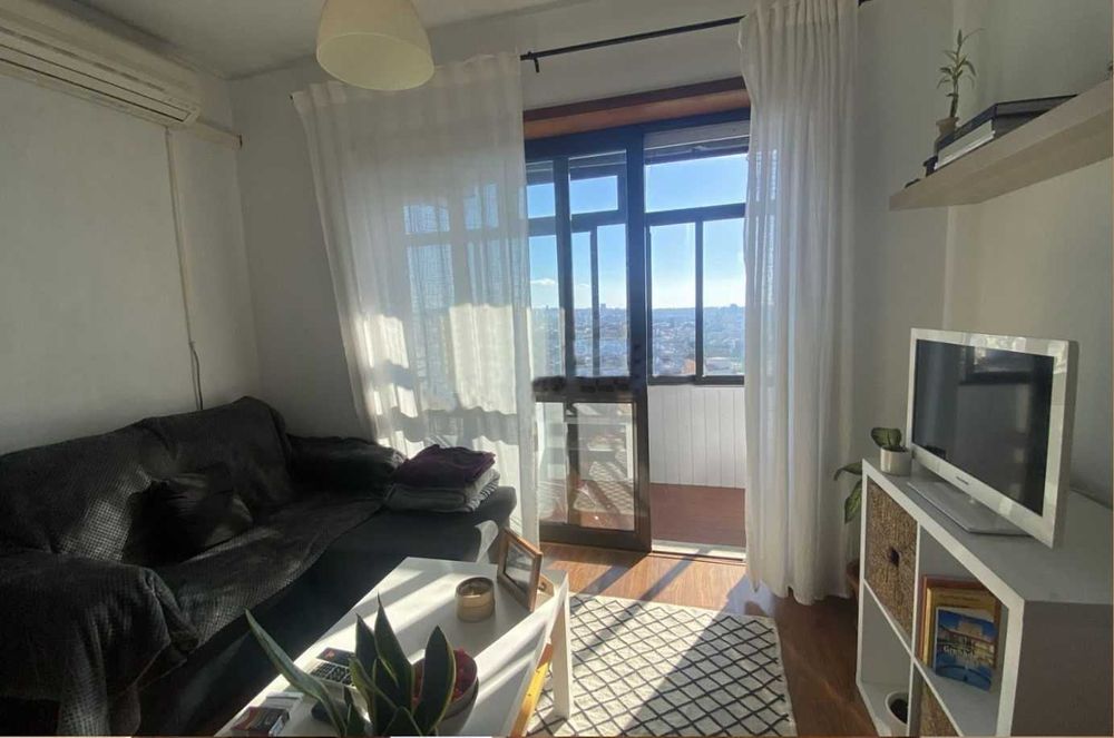 Arrendo T0- Rua Egas Moniz - Porto