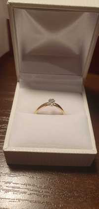 złoty pierścionek zaręczynowy 585 diament certyfikat