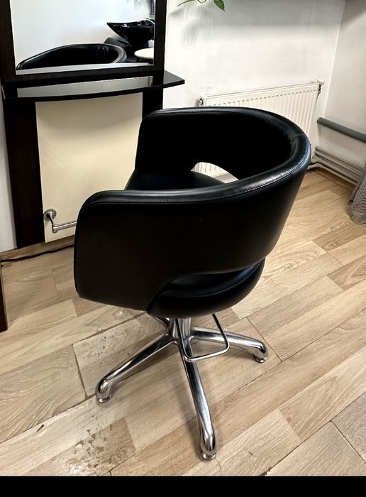 Крісло перукарське