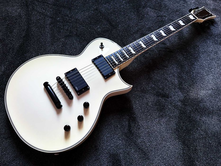 ESP Edwards E-MA-135C Eclipse Snow White 2011