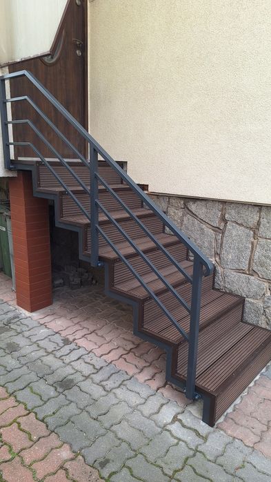 Nowoczesne schody metalowe , loftowe