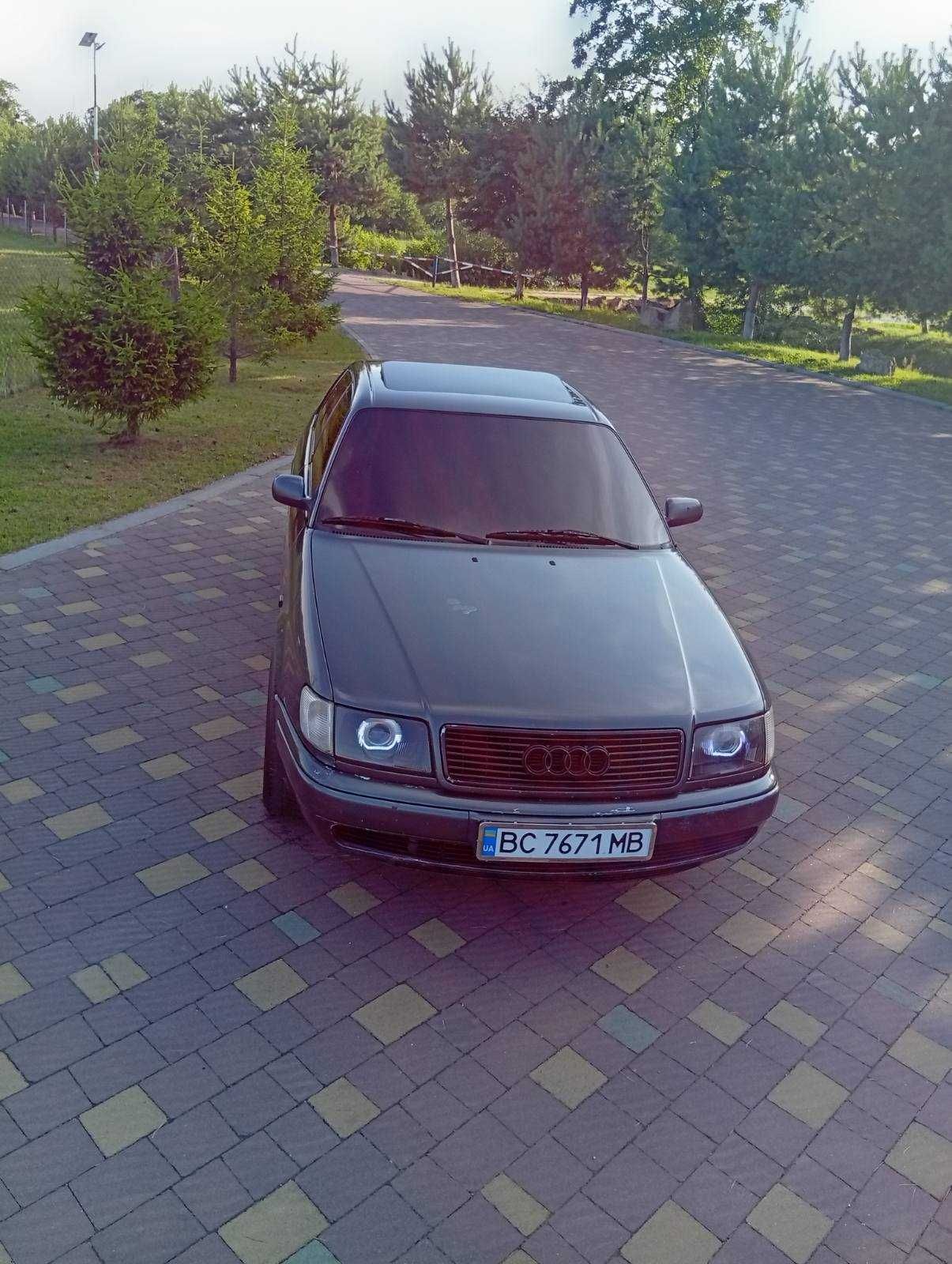 продам ауді 100с4