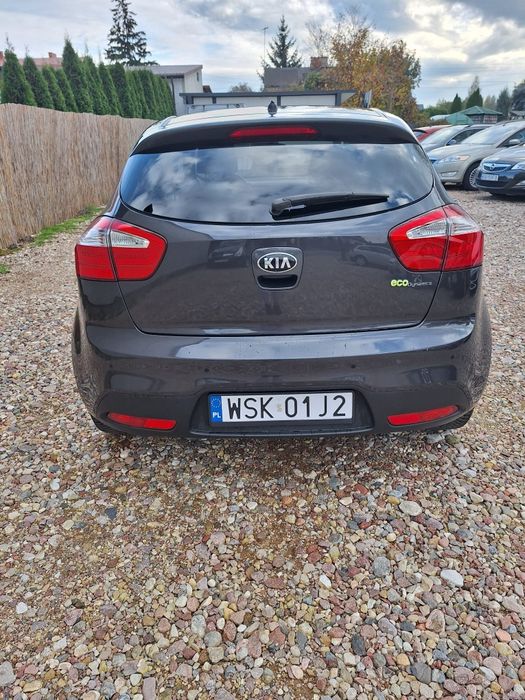 Kia Rio 1.2 2012 Rok Benzyna