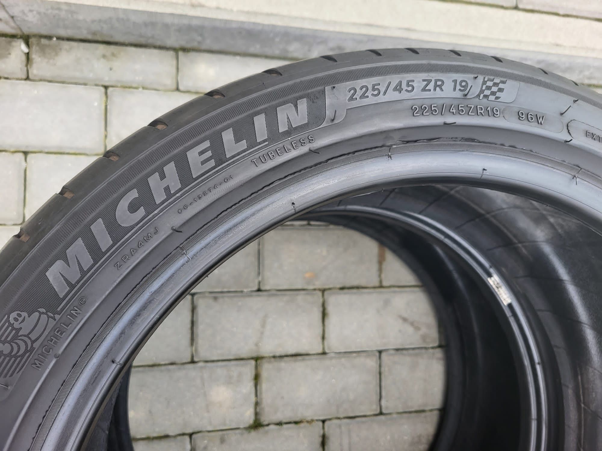 2x Opony Letnie 225/45ZR19 Michelin Pilot Sport4 Bieżnik 5-6mm Rant Oc