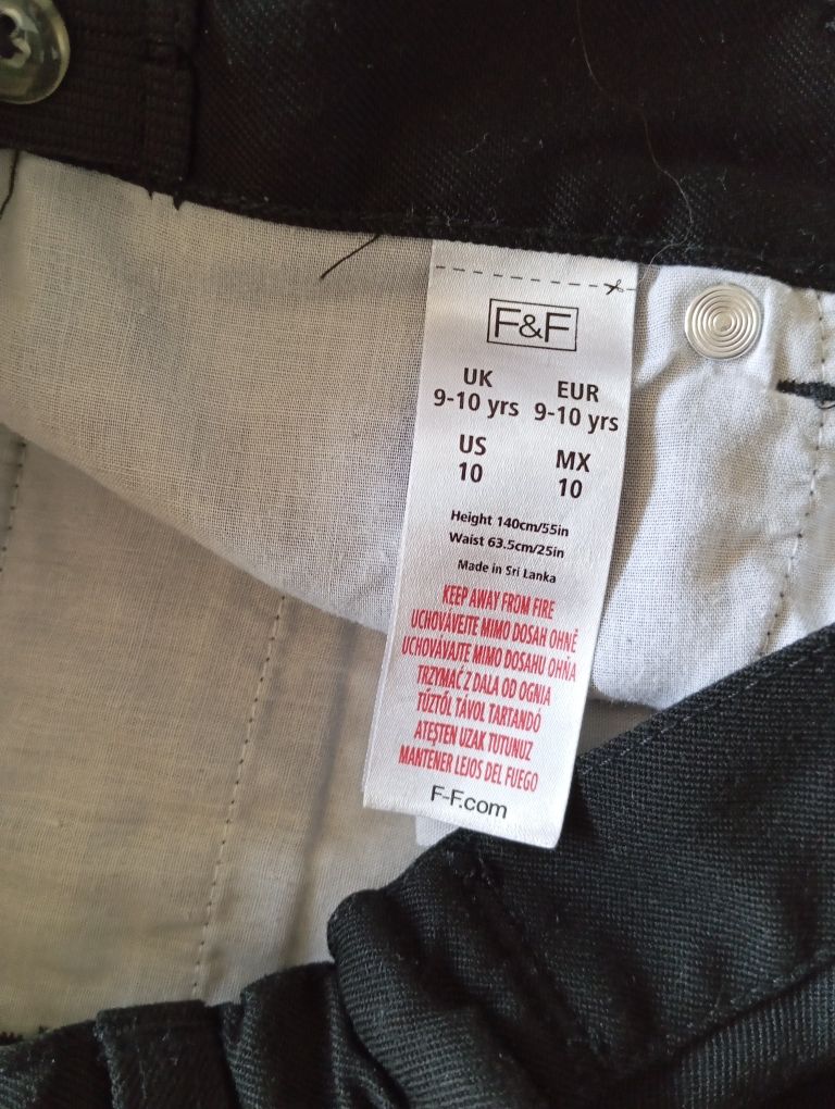 F&F - spodnie chłopięce, rozmiar 140