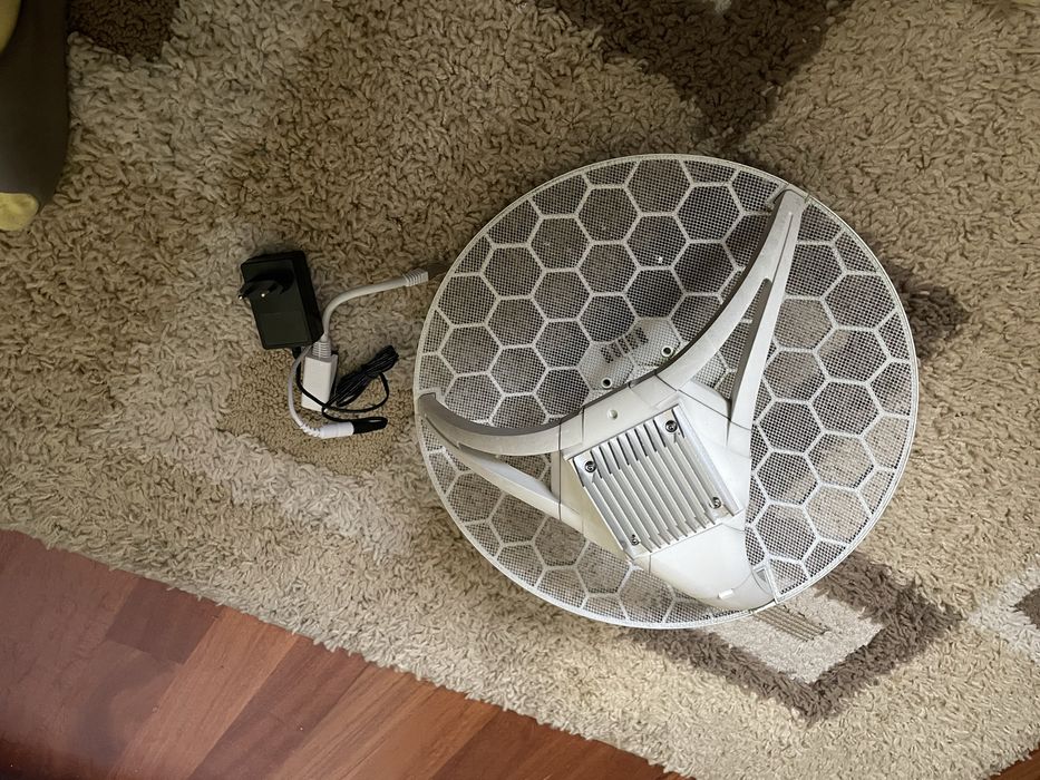 MikroTIK  LTE 18 kit używany
