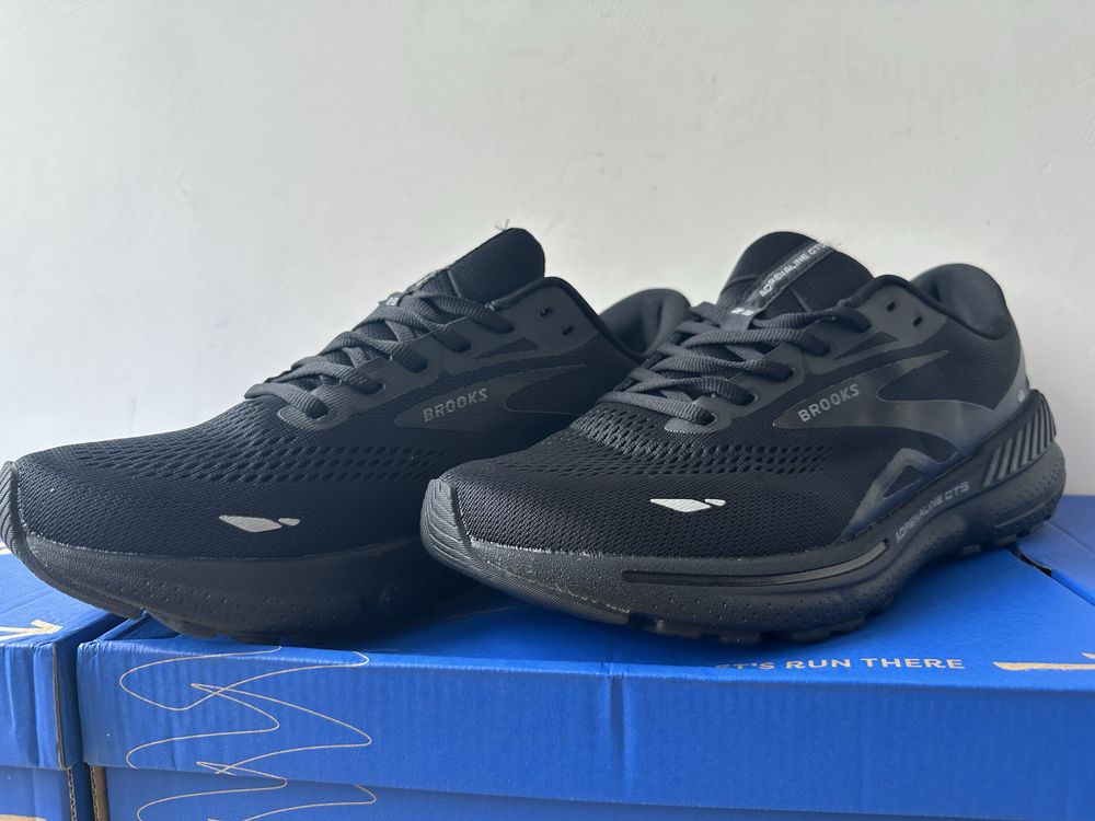 Кросівки Brooks Adrenaline 23! Розмір 43/44/45/46 27,5/28/29/30 см!
