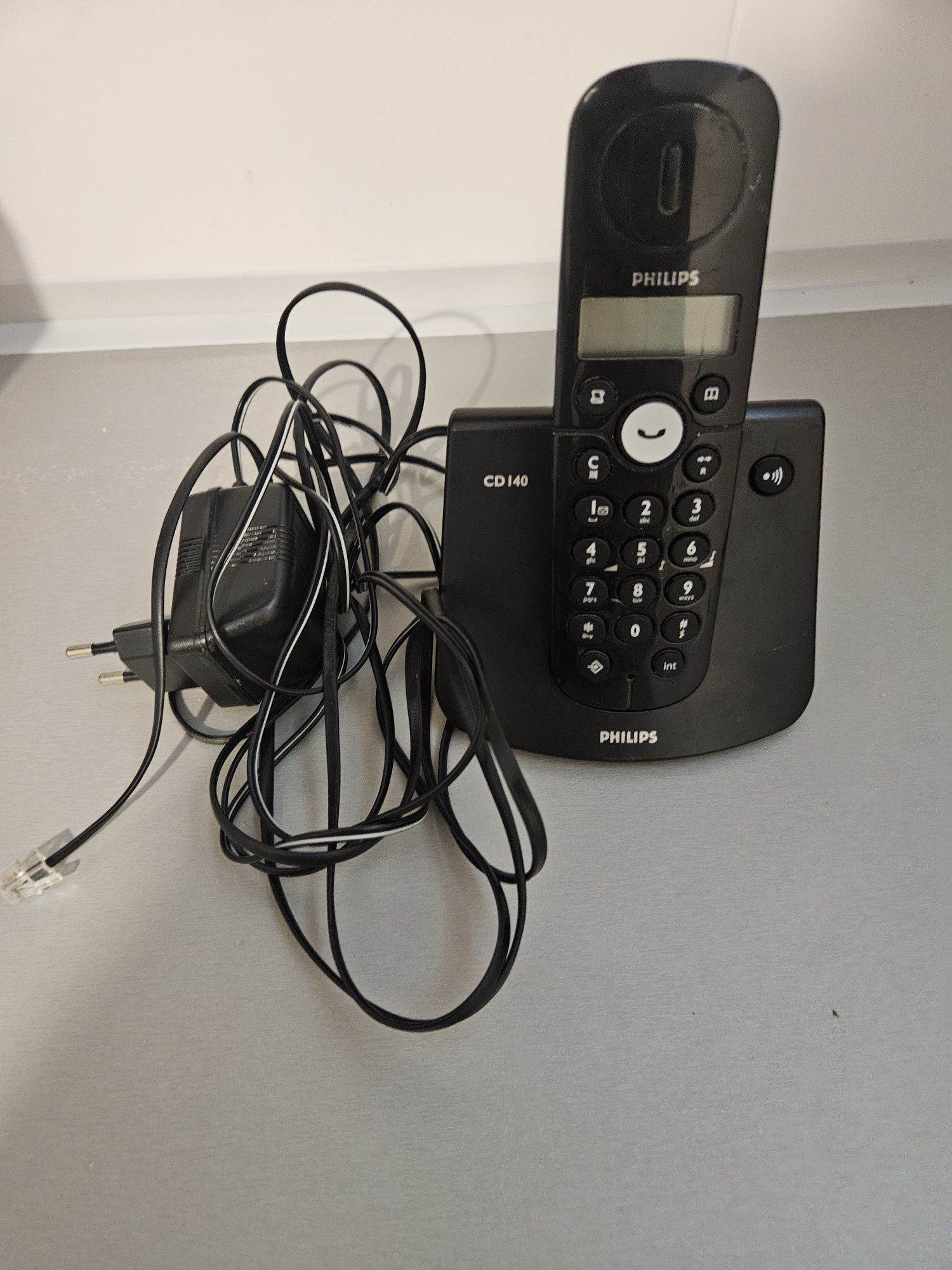 Telefon stacjonarny Philips CD 140