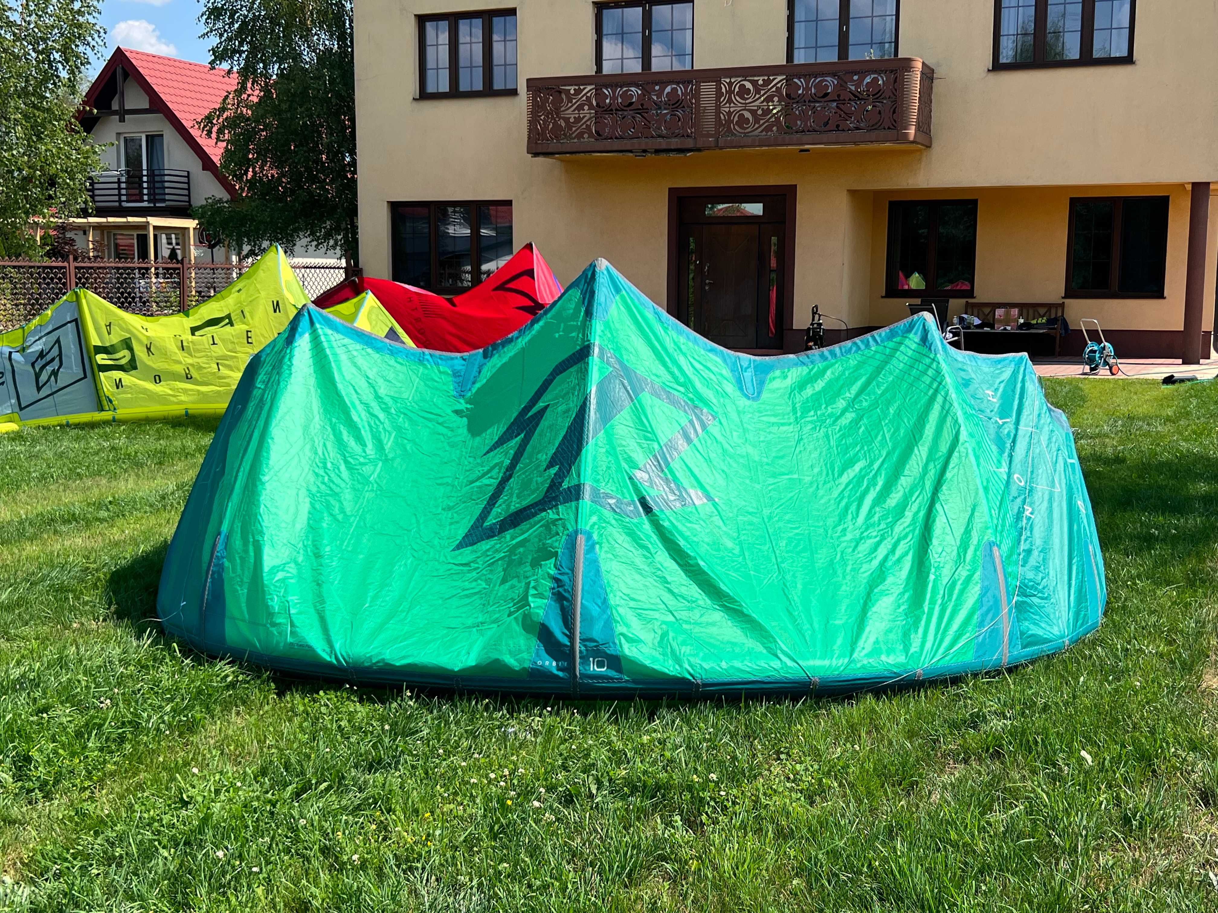 Latawiec North Orbit 10m 2022