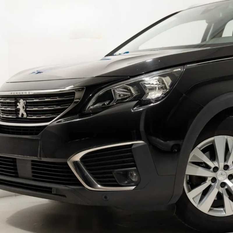Peugeout 5008 1.2 PureTech 2019