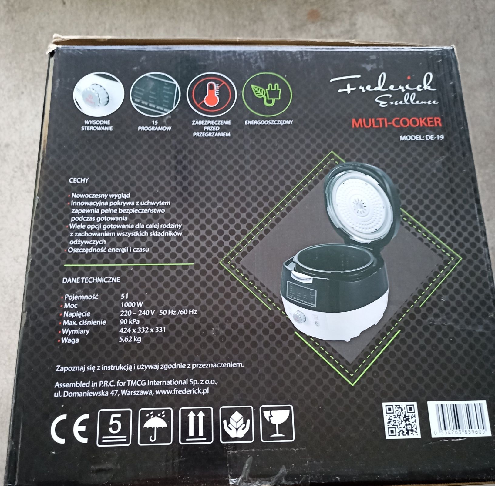Robot kuchenny multi-cooker