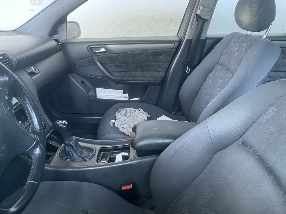 Mercedes Benz Vende-se Motor impecavel; precisa de manutencao de chapa