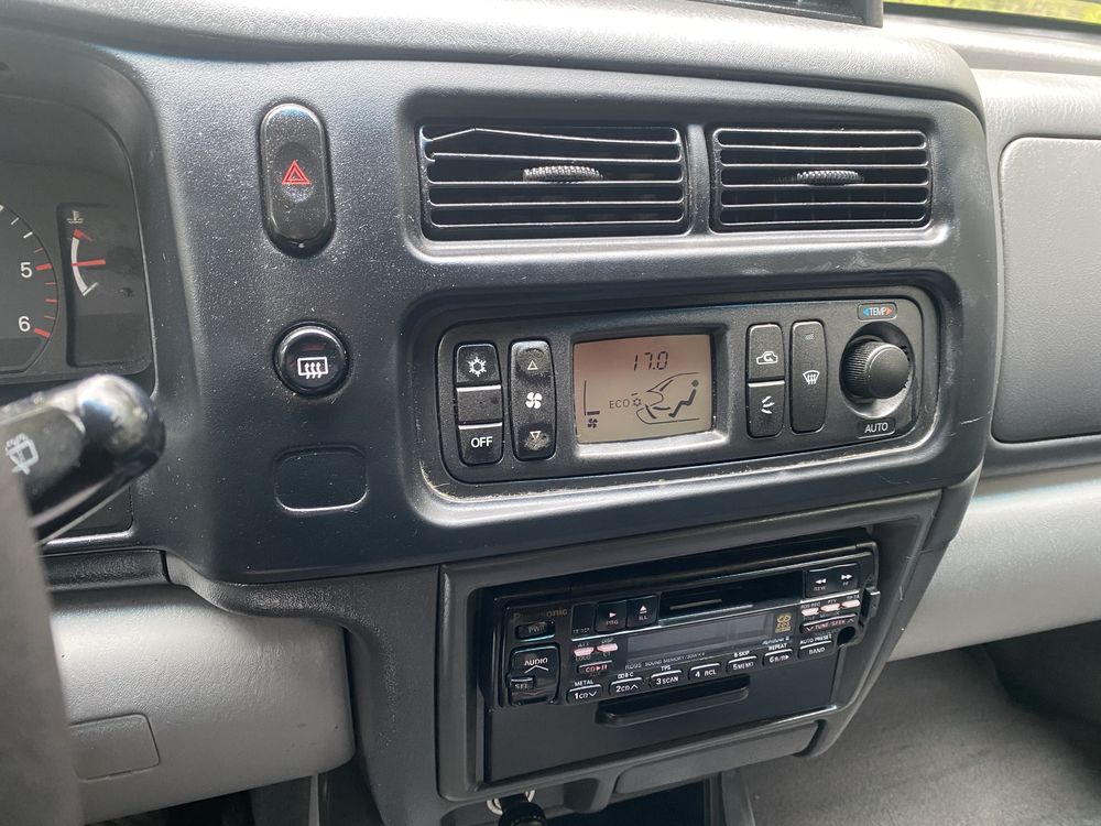 Mitsubishi pegero sport