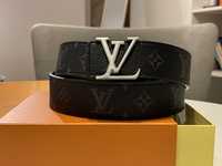 Cinto Louis Vuitton reversivel