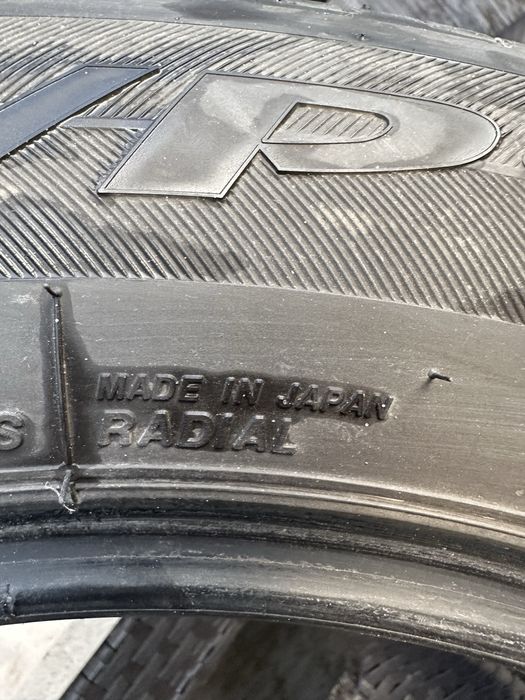 Продам автошини Bridgestone в гарному стані. Розмір 225/60 R17