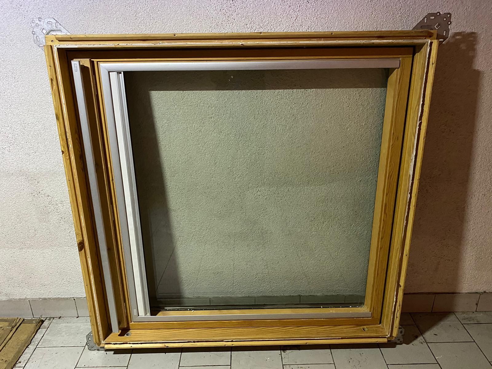 Janela Velux com cortina