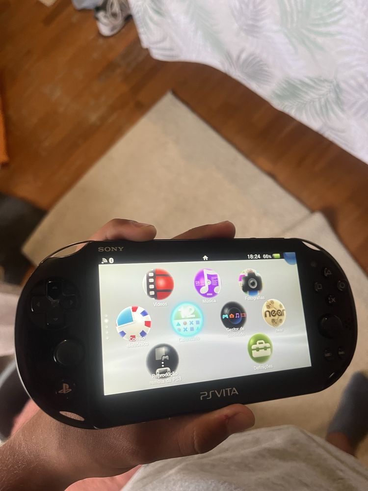 PS vita slim edition