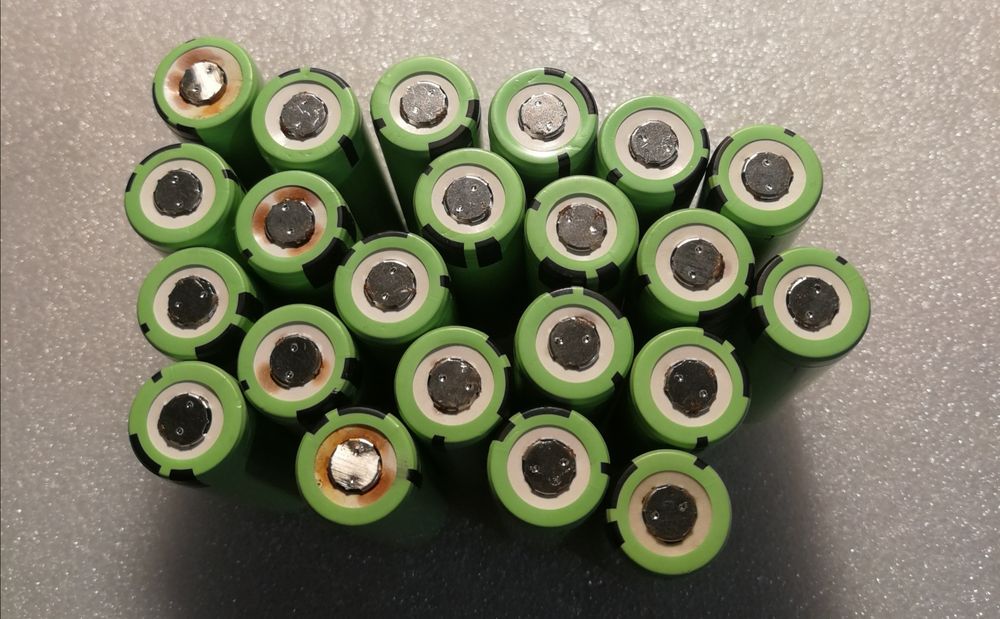 Аккумуляторы 18650. 1800 - 2200 миллиампер. Panasonic