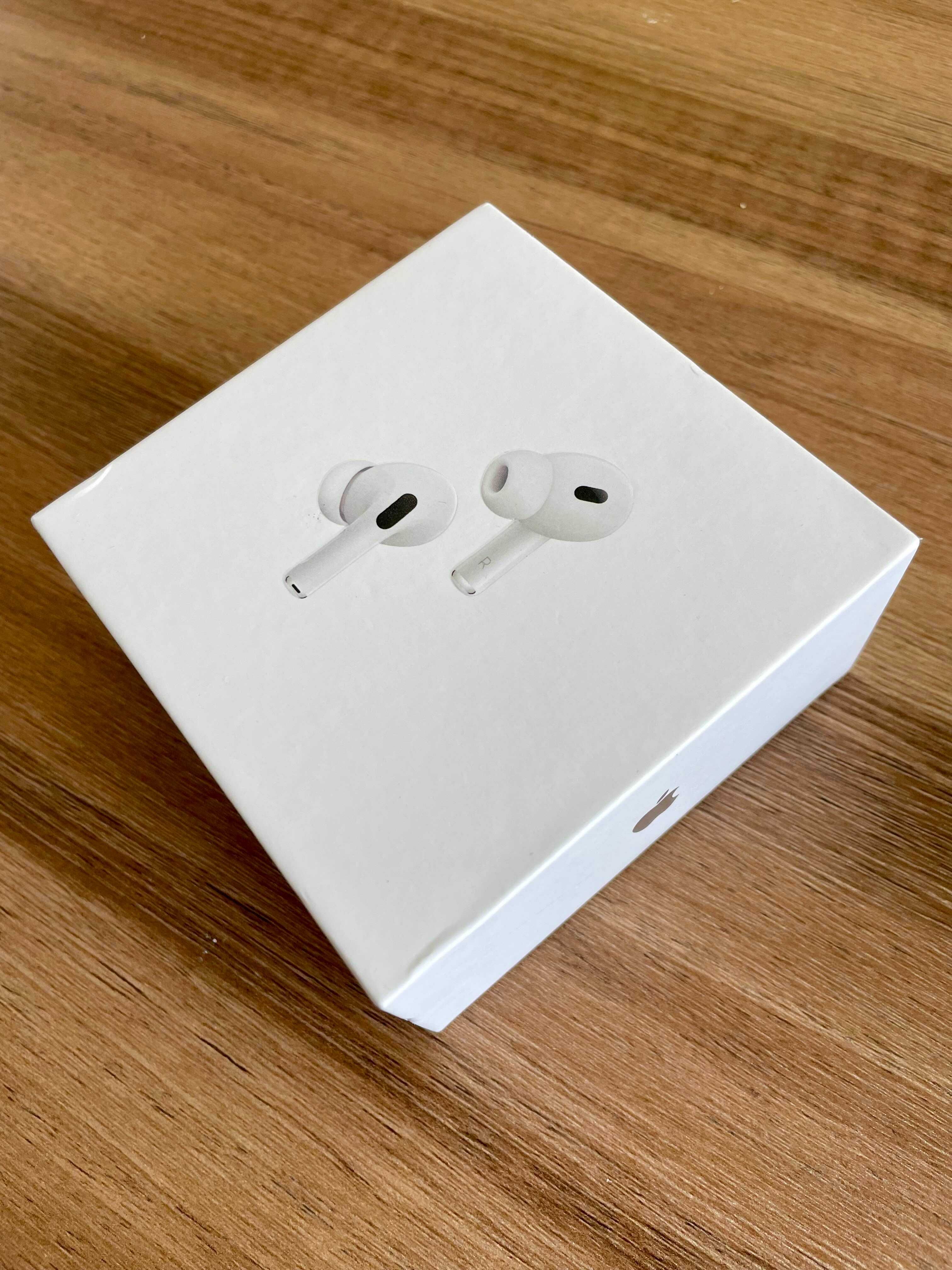 Airpods Pro + capa dos Airpods + capa de iphone - Novo