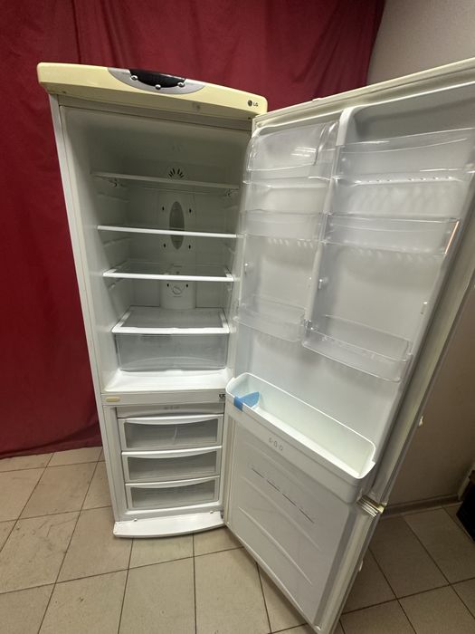 Хололильник LG GR 409 GVQA