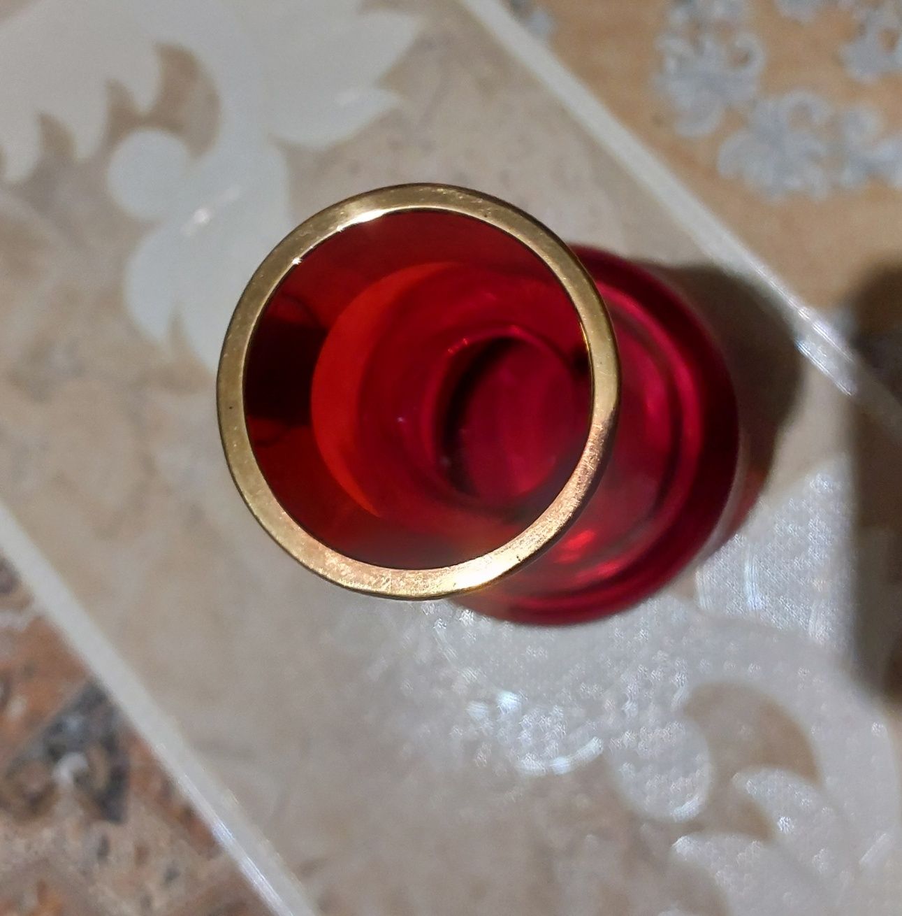 Богемська рубіново-червона скляна ваза