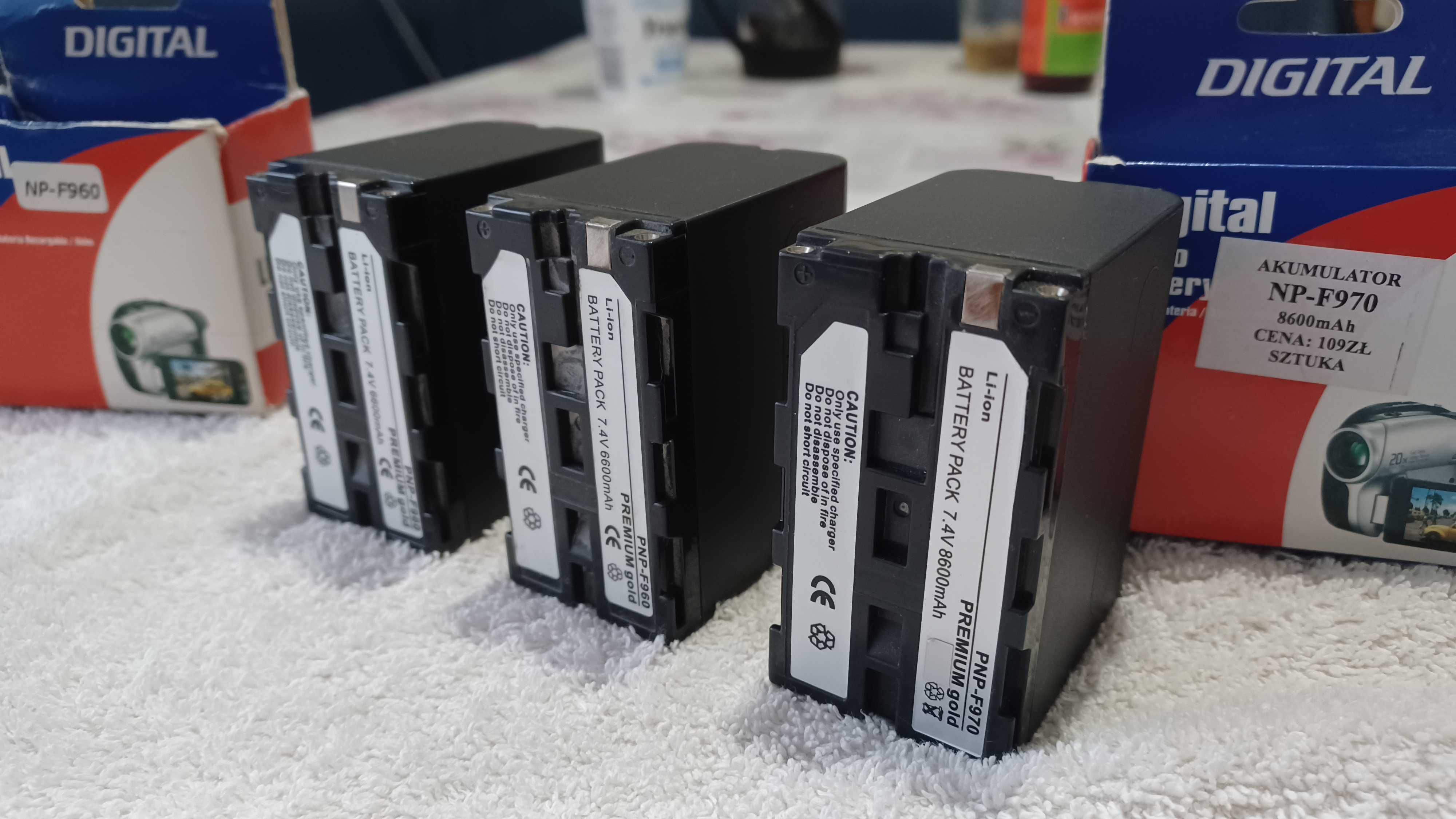 3 Akumulatory SONY   2szt NP- F960,   1szt NP- F970