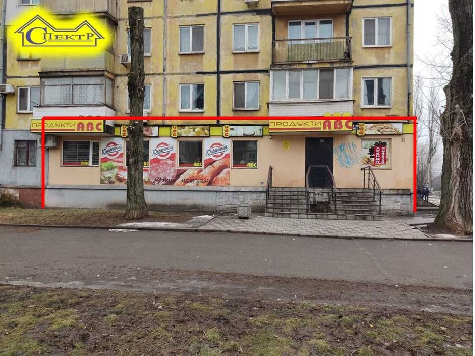 магазин на перехресті червона лінія Віталія  Матусевича 88кв.м.