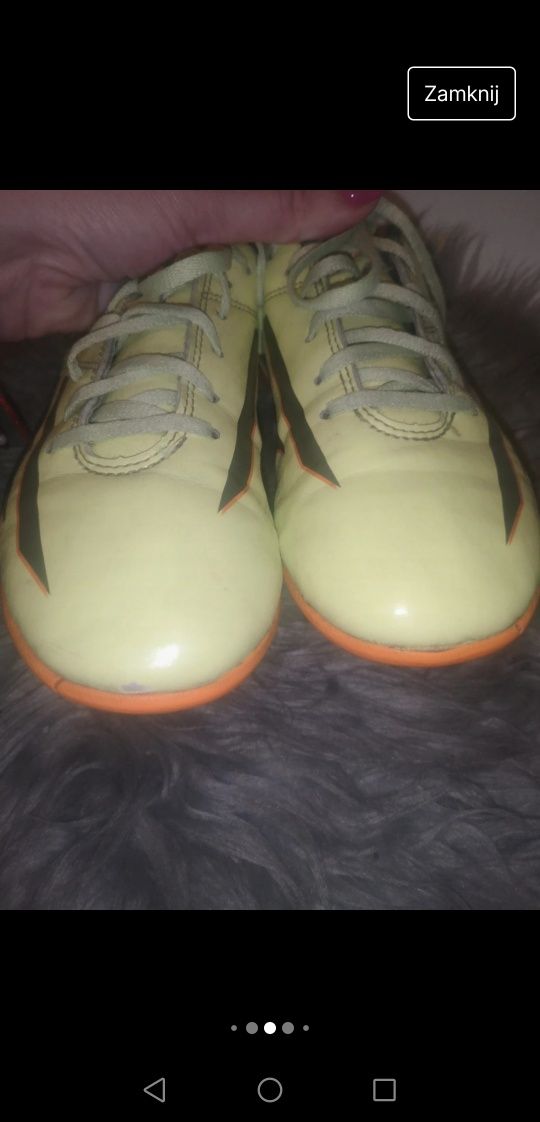 Buty na piłkę turfy 36