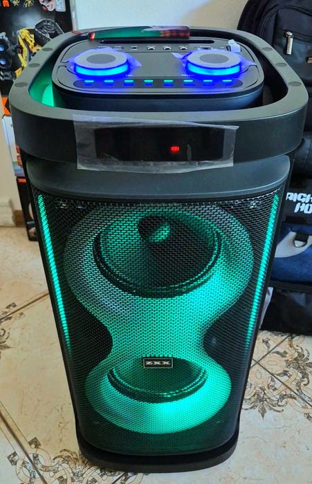 Потужна портативна колонка + 2 мікрофони, ZXX на 60 Вт караоке TWS