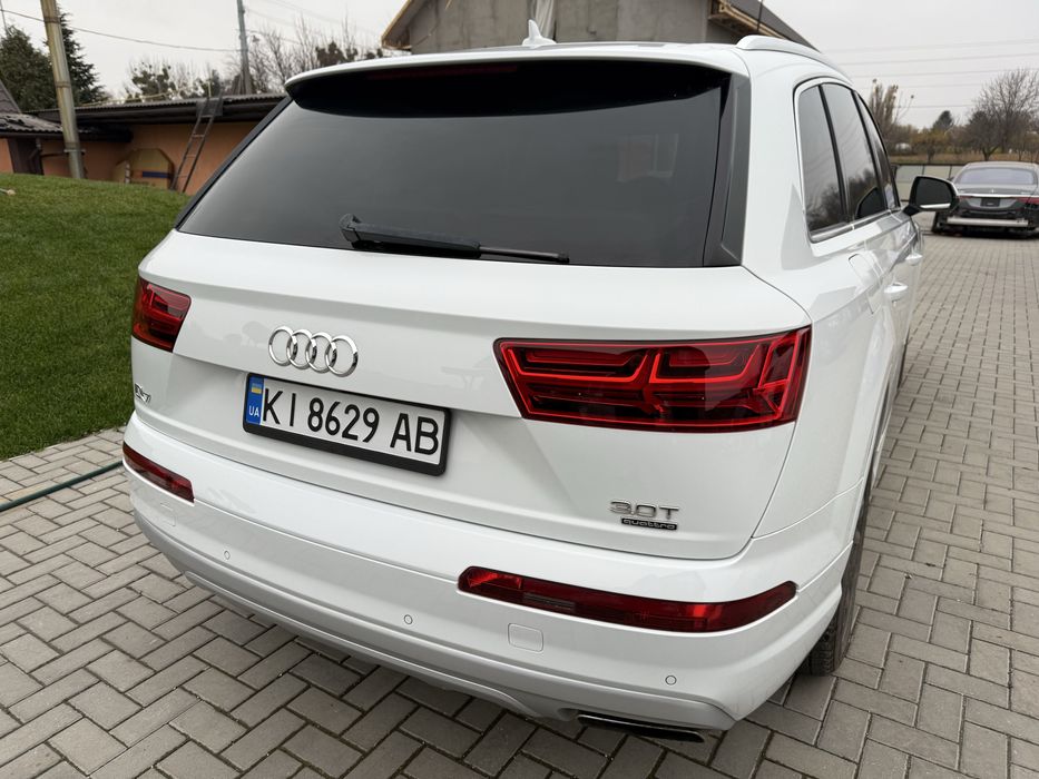 Продам Ауді Q7 4m 2016