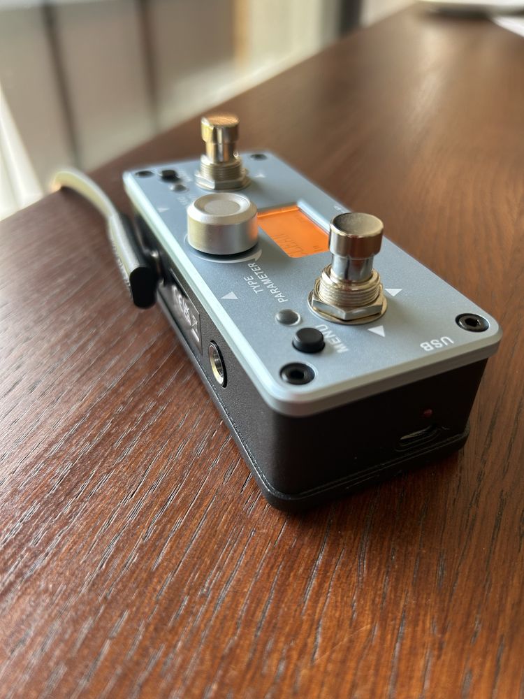Kompaktowy multiefekt gitarowy z automatem perkusyjnym JUST PRO JD