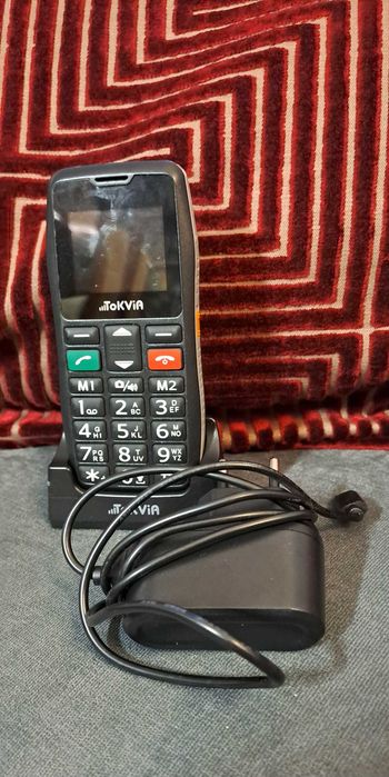 Telemóvel Tokvia com suporte de carregador