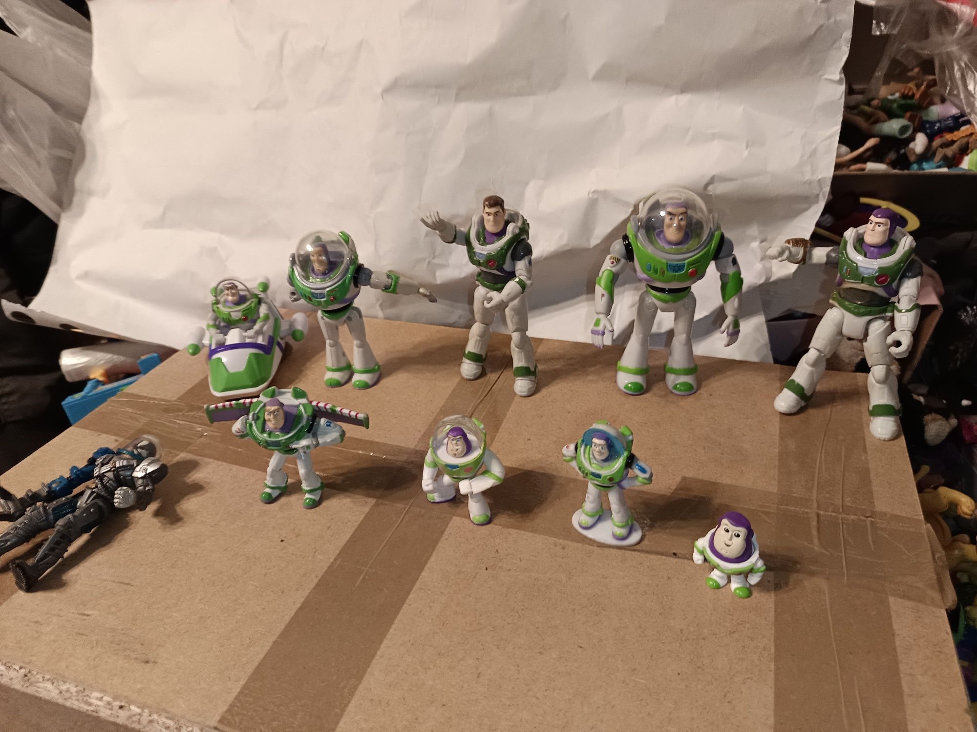 Zestaw Figurek bajki  Toy Story 3 i 4 BUZZ ASTRAL  Disney