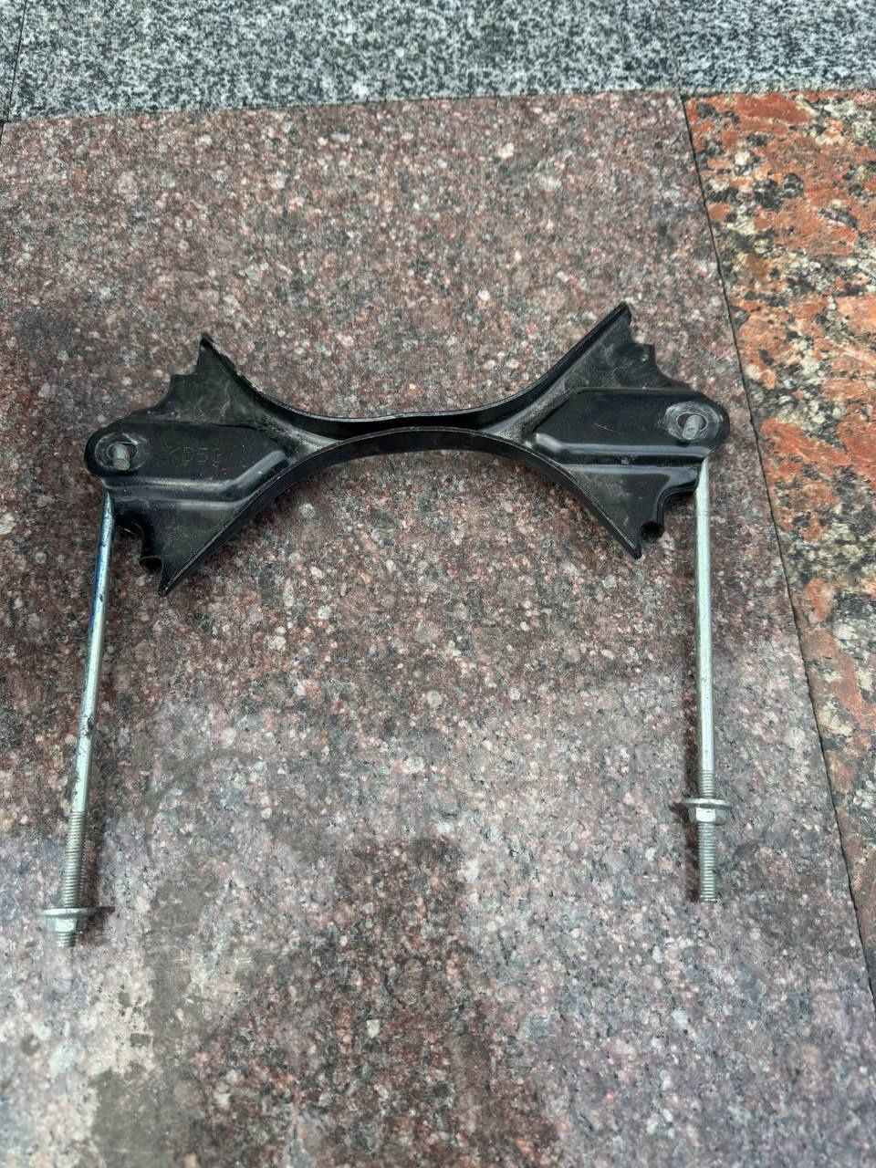 Держатель для аккумулятора и кожух MAZDA CX-5