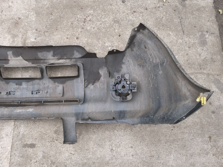 Продам передний бампер на nissan x-trail t30