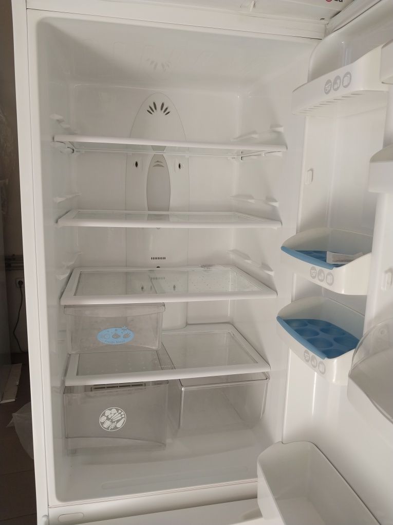 Холодильник LG No Frost