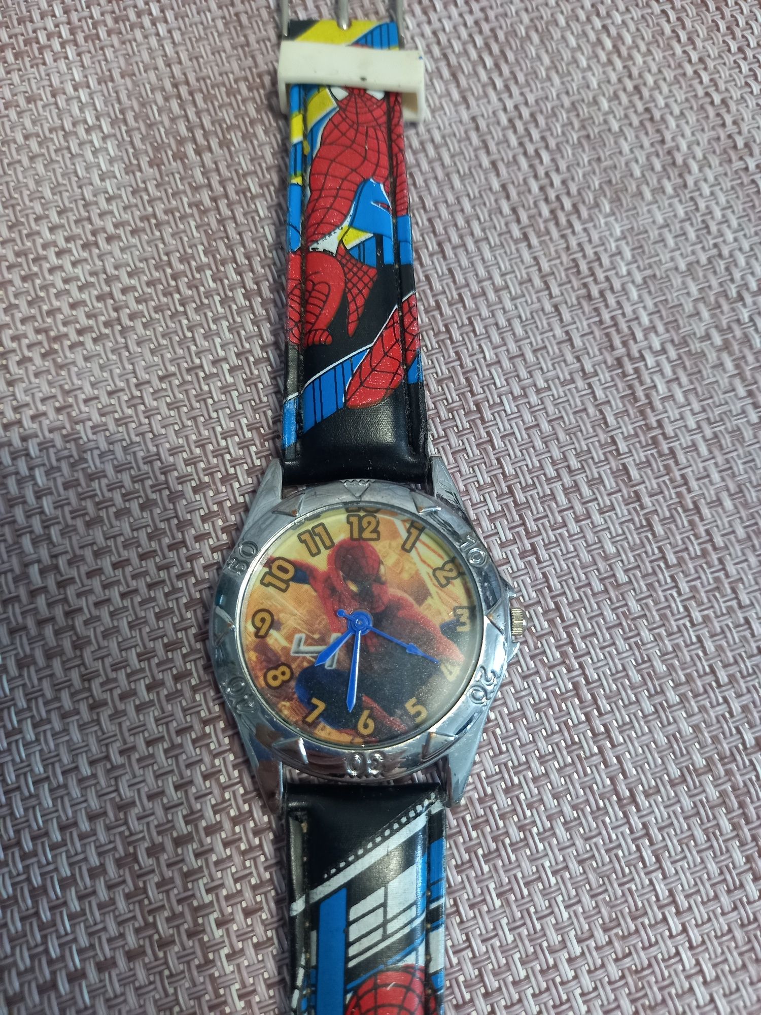 Часы детские со спайдерменом Spiderman
