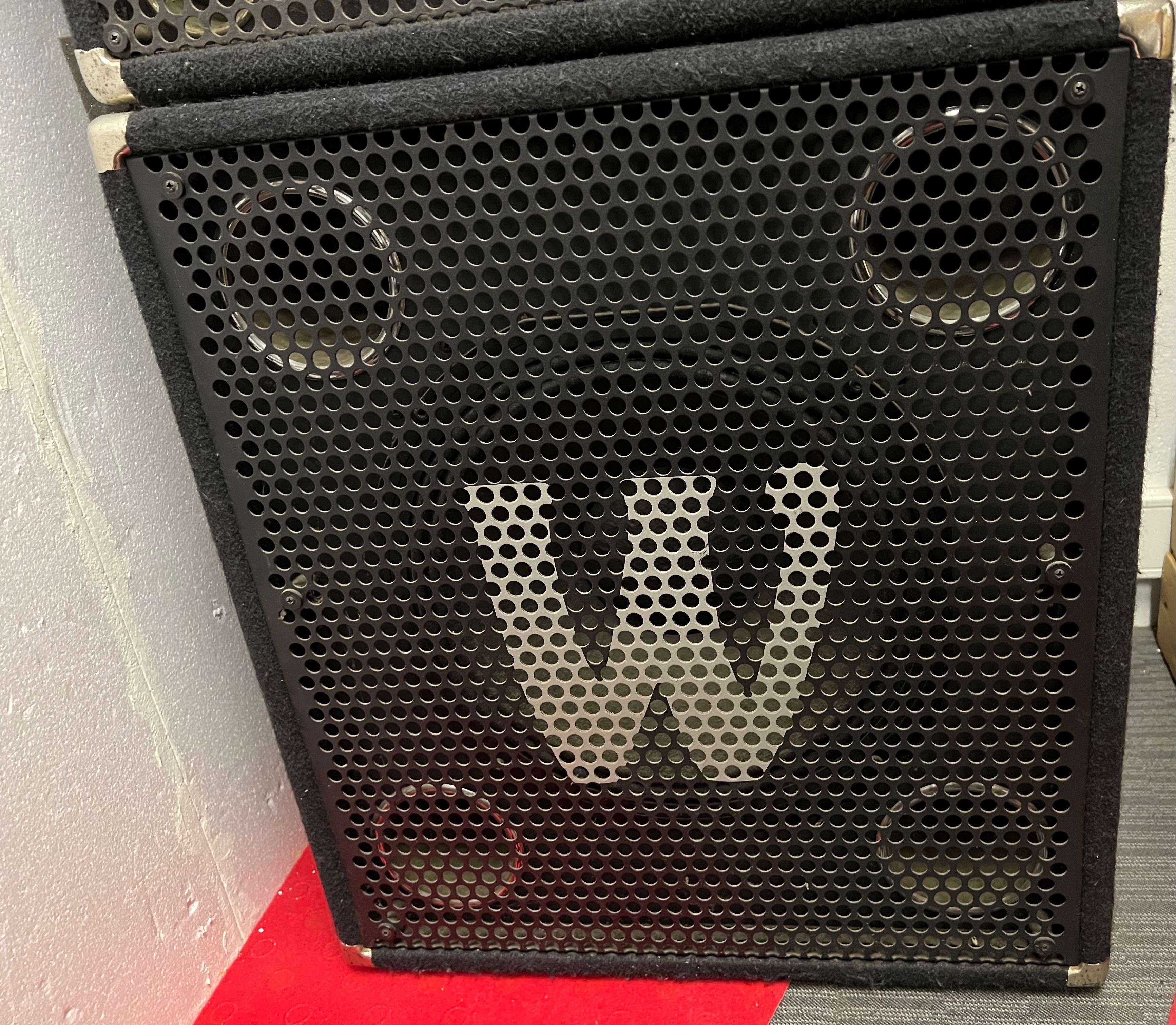 Amplificador Pro Tube IV e Coluna 410-8 PRO Warwick Made in Germany