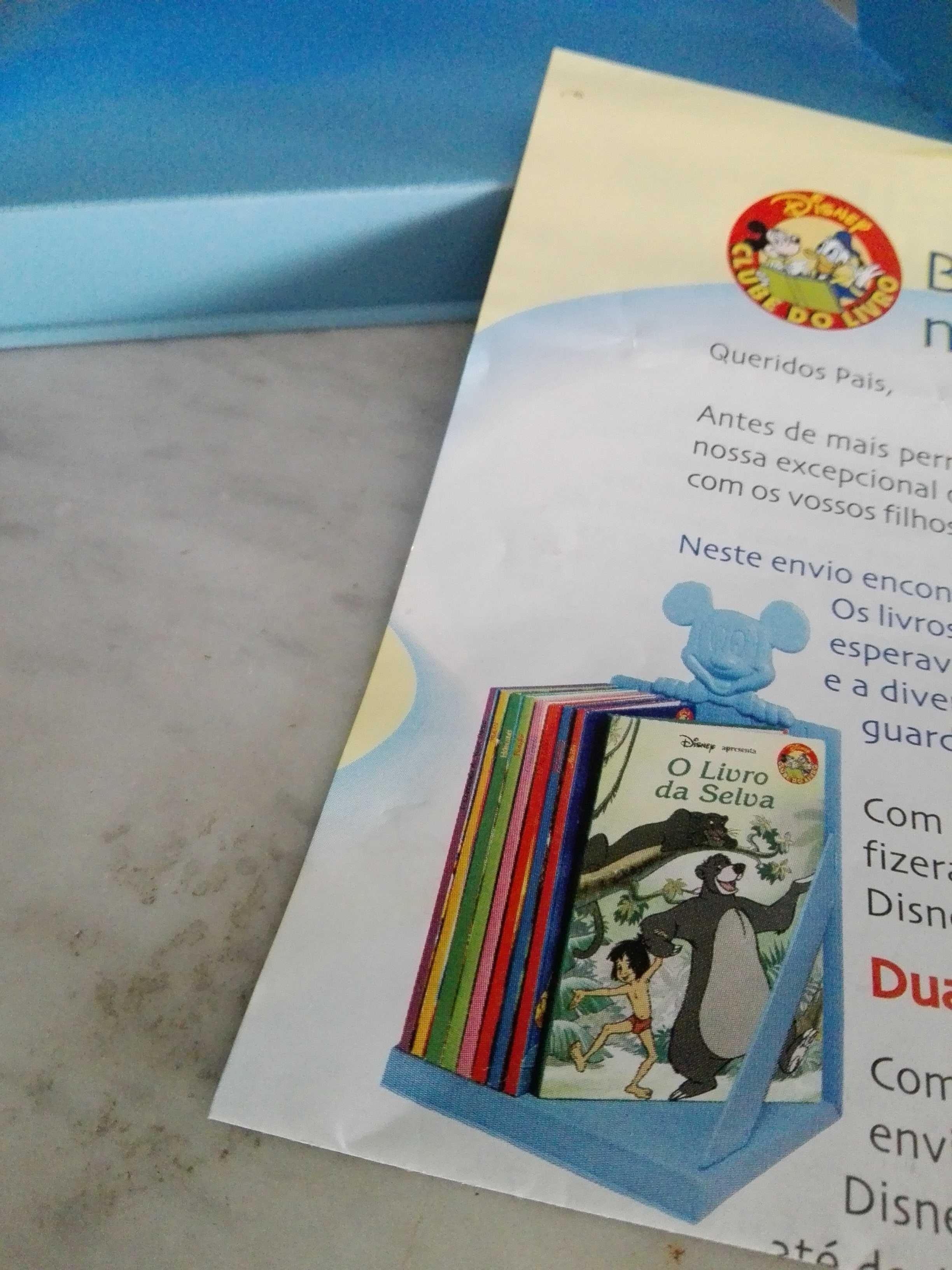 Estante para livros Disney